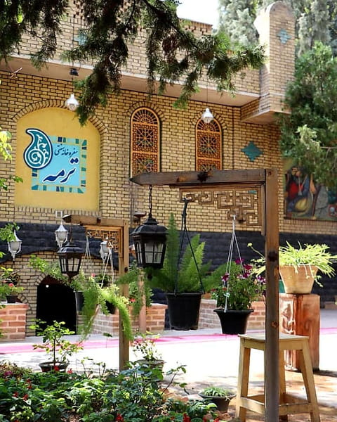 عکس رستوران سنتی ترمه در ونک تهران