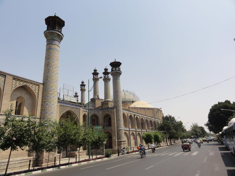 عکس مدرسه عالی و دانشگاه شهید مطهری در ایران تهران