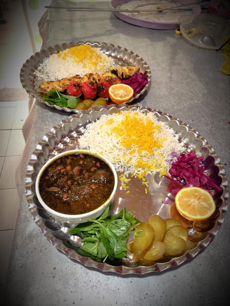 عکس سفره خانه شادی در گریزه سنندج