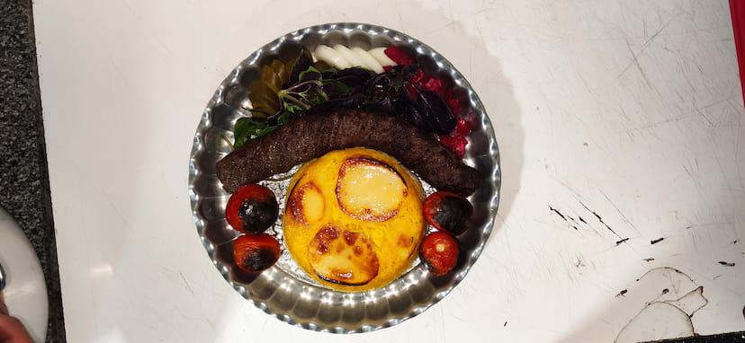 عکس سرای سنتی جانان در گیله وران بالا خرم‌آباد