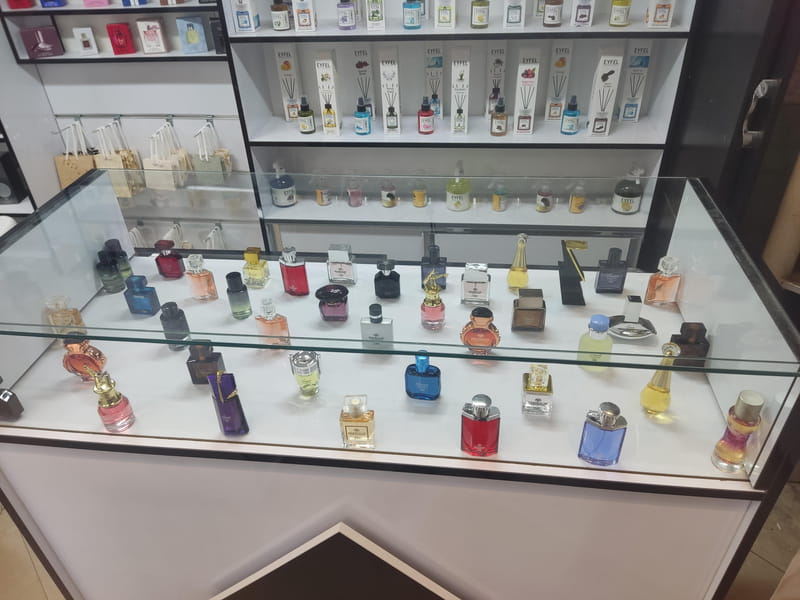 عکس عطر الارز قم