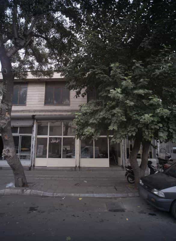 عکس اتومبیل در گمرک
