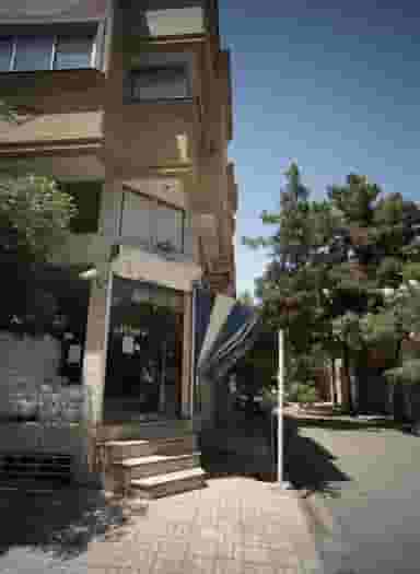 خواربار فروشی در کوشش مشهد