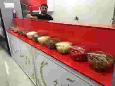 فلافل سلف سرویس عارف در بازار یاسوج