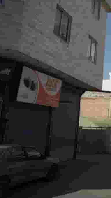 فروشگاه مواد غذایی و لبنی حاجی بابا در گل افشان ساری