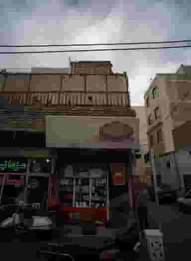 فروشگاه سید قریشی در شیوا